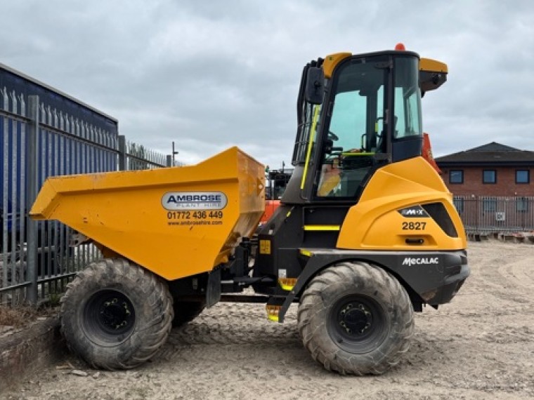 9 ton cabbed dumper